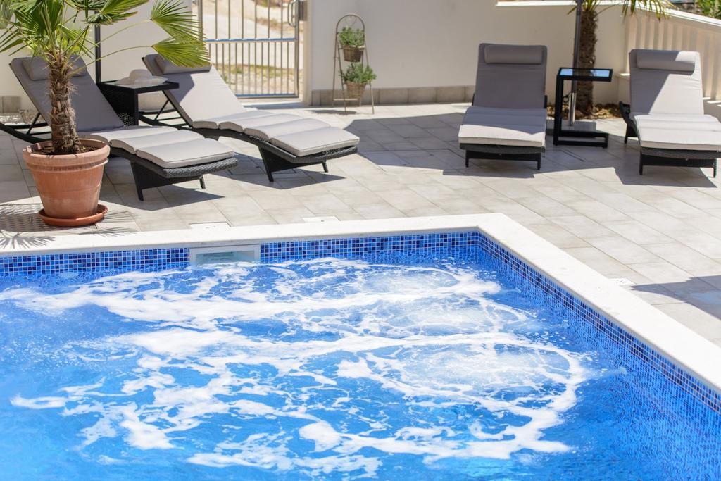 Apartments Villa Atlantis Trogir Dış mekan fotoğraf