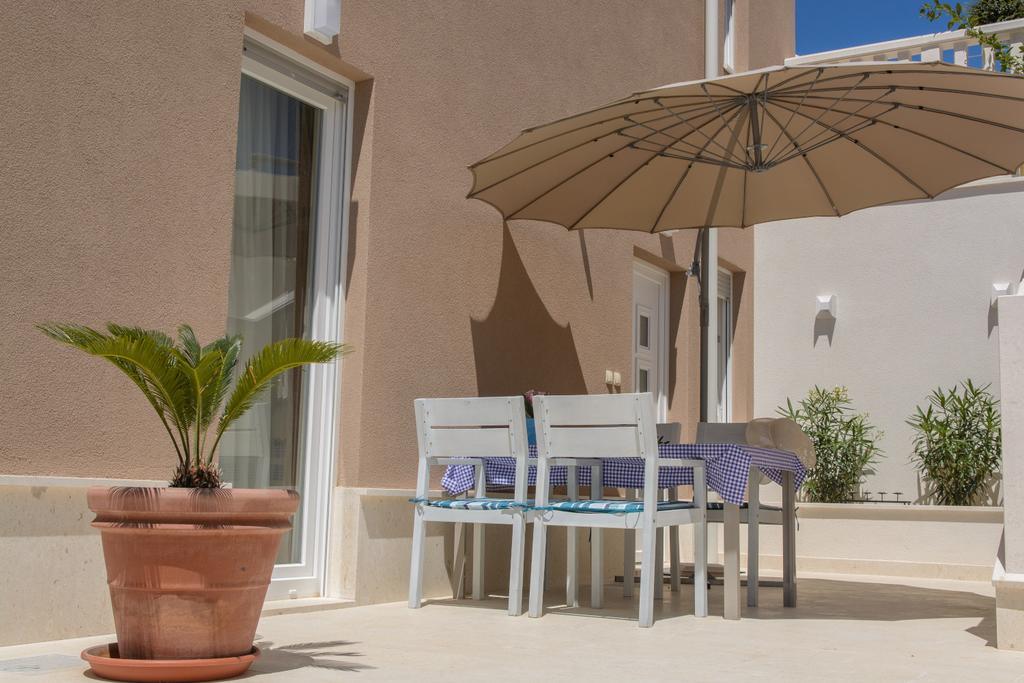 Apartments Villa Atlantis Trogir Dış mekan fotoğraf